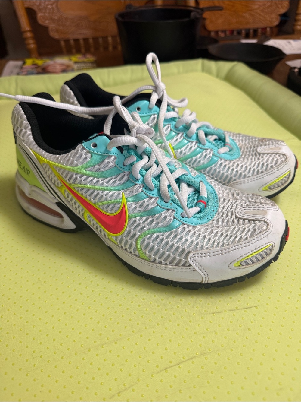 Nike Max Torch 4 'white Volt Laser Crimson White/orange/green